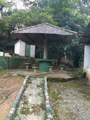 Imóvel Na Praia Com 3 Quartos Em Piedade/sp 4644-pc