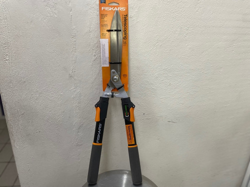 Tijera Para Podar Expandible Fiskars Cuchillas De 25.4cm