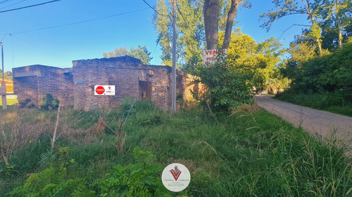 Terreno Con Construccion En Venta | En Esquina | 196 M2 | Gral. Belgrano. Bs.as
