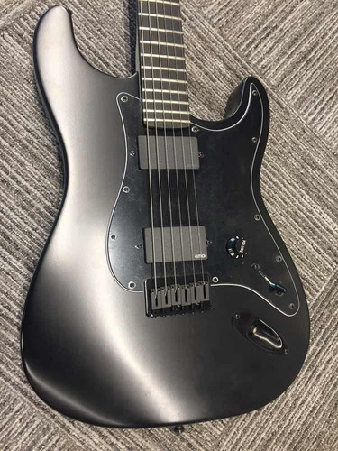 Jim Root Stratocaster® Fender Color Negro