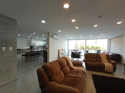 Moderna Casa En Jorge Coll