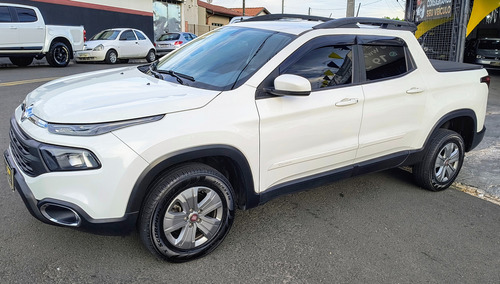 Fiat Toro 1.8 16v Freedom Flex 4x2 Aut. 4p