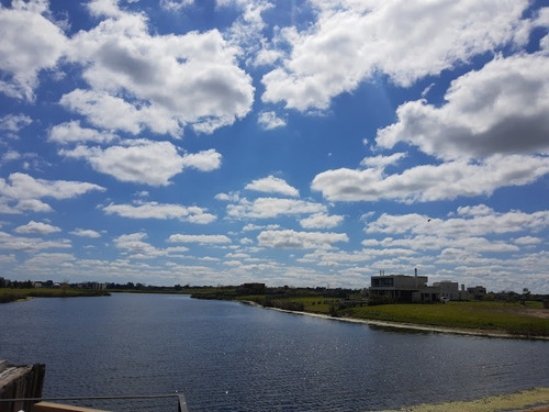 Imagen 1 de 14 de Hermoso Lote Al Rio En El Naudir