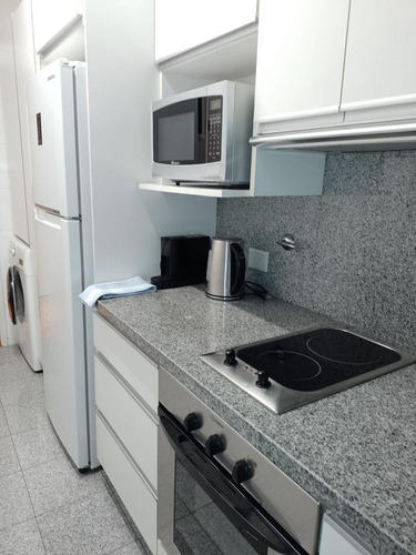 Imagen 17 de 30 de Espectacular Departamento 2 Amb. Amoblado En El Corazon De Recoleta !!!