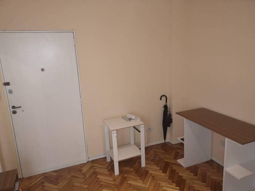 Imagen 9 de 25 de Venta Dpto. De 2 Amb, Luminoso, Muy Buen Estado, Excelente Ubicacion
