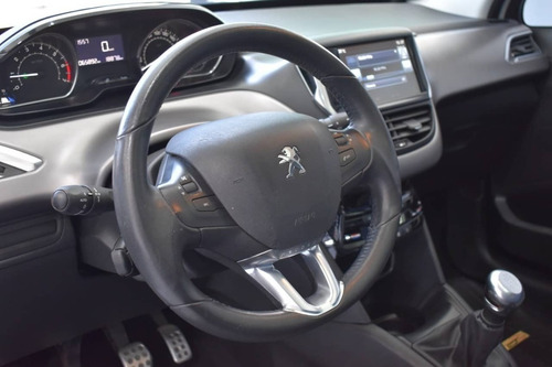 Peugeot 208 1.6 Feline 2016 - 65.000 Km - Car Cash