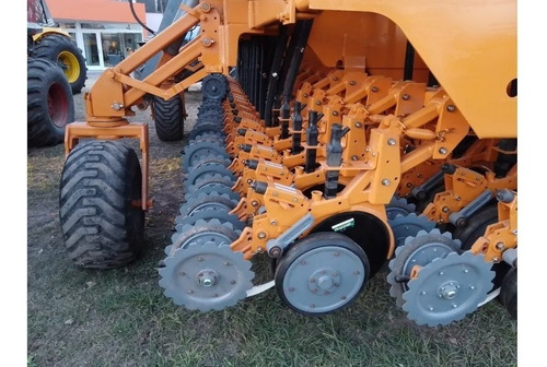 Imagen 4 de 5 de Sembradora Agrometal Mxy Il 3717 Ma Reparada Excelente (078)