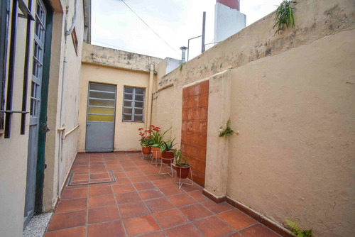 Imagen 13 de 17 de Se Vende Casa Con 2 Dormitorios Y Cochera!!!