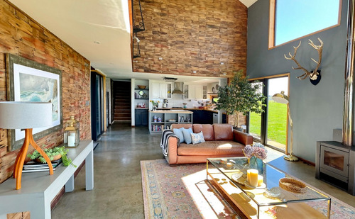 Cod-381 Venta Amplia Casa En Llanquihue
