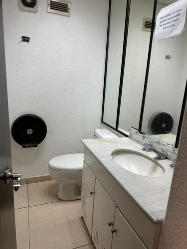 Oficinas En Renta En Río Tiber Piso 2