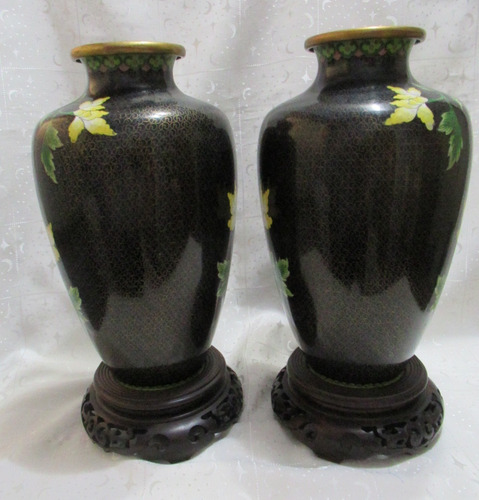 Antiguo Par Floreros Bronce Cloisonne C/ Base Madera Tallada (Usado)