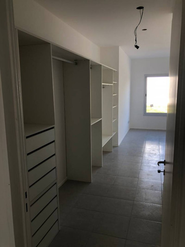 Imagen 9 de 15 de Casa En Alquiler Ubicado En La Comarca, Tigre, G.b.a. Zona Norte