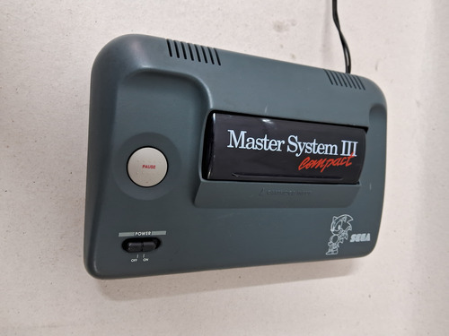 Master System 3 Compact Console Com Sonic The Hedgehog (Usado)
