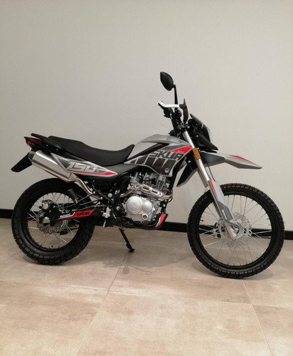 Imagen 2 de 23 de Motomel Skua 150 Silver