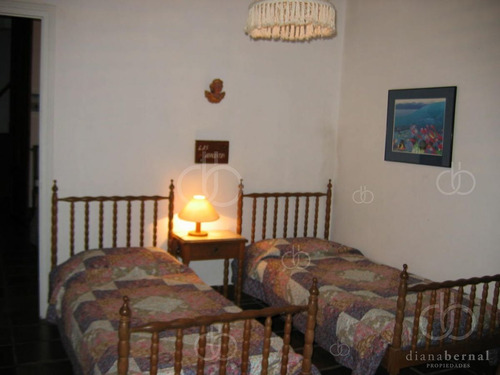 Imagen 17 de 29 de Punta Del Este, Chalet Con Gran Jardín, 4 Dormitorios Y Piscina-