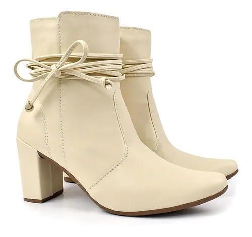 Bota bico cheap fino amarração