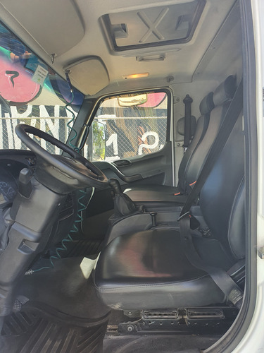 Caminhão Carroceria Mb Acelo 1016 Ano 2020 Com Cabine Suplem