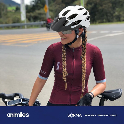 Imagen 3 de 10 de Casco De Bicicleta Regulable Con Visera Ventilacion