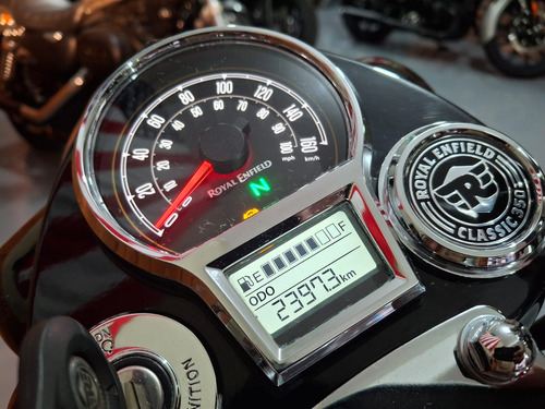 Royal Enfield Classic 350 2023
