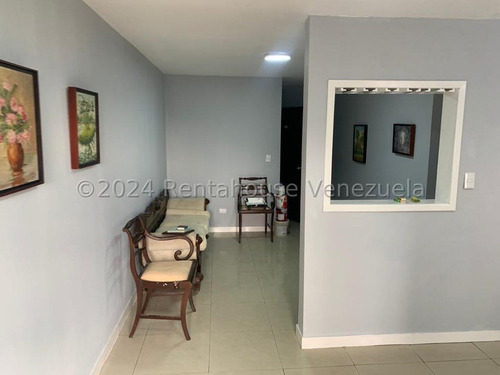 Apartamento En Venta En Las Danielas Carretera Caracas-baruta Quebrada De Baruta Cerca De Los Samanes Mls #24-19882