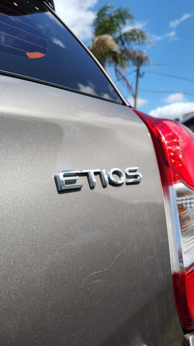Toyota Etios 1.5 Sedan Xs