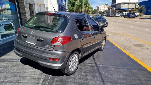 Peugeot 207 1.6 Xt