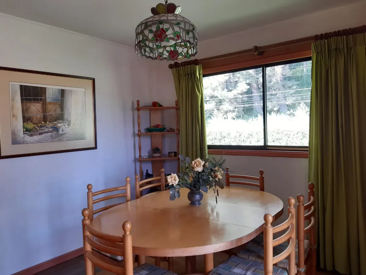 Imagen 5 de 17 de Casa Con Hermosos Jardines En Pingueral