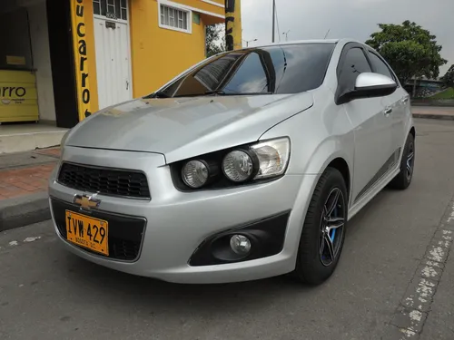 Chevrolet Sonic 1.6 Lt 4 p
