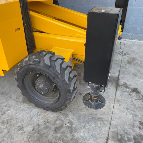 Imagen 14 de 16 de Plataforma Elevadora Tijera 15m Diesel Haulotte JLG Genie
