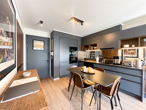 Moderno Departamento En Venta De 1 Dorm. En Lo Barnechea