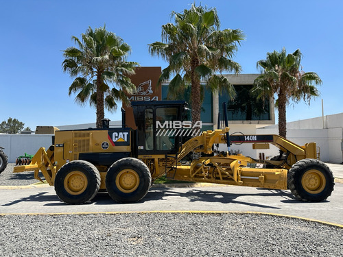 Motoconformadora Caterpillar 140h 2003