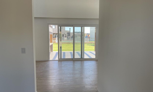 Imagen 4 de 30 de Venta Casa 4 Ambientes El Canton Norte