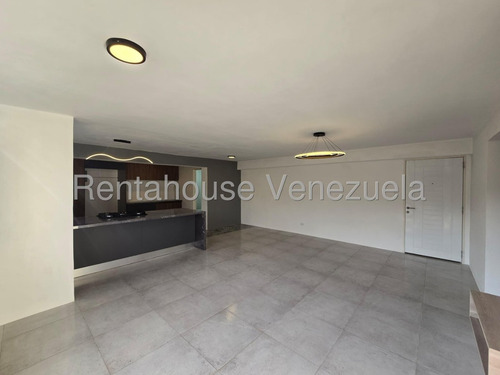 ¡magnifico, Lujoso Y Moderno Apartamento A Estrenar En Venta! ¡grandioso Precio De Mercado, Esplendida Urbanización! - Santa Paula - Luis Gomez - Mls #25-17481