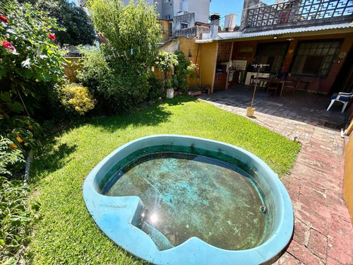 Venta/permuta Casa 5 Amb A Refac Caseros Centro