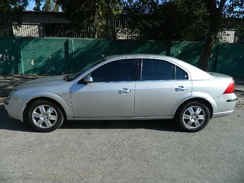 Ford Mondeo 2.0 Ghia Aut. C/ Teto