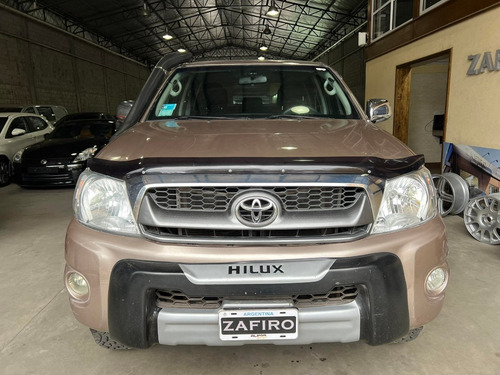Imagen 2 de 13 de Toyota Hilux 4x4 Cd Dx 2.5 Td - 244.000 Kms - Año 2005