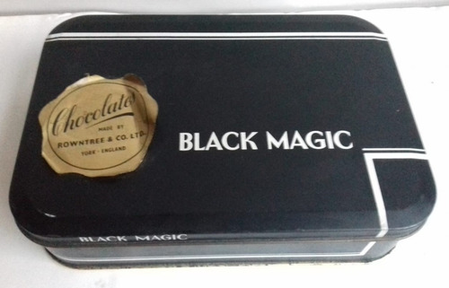 Antigua Lata Chocolates Black Magic Rowntree England 1960s