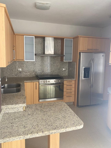 Imagen 11 de 15 de Town House Trigal Norte Conj Res Monte Plata Foth154valencia
