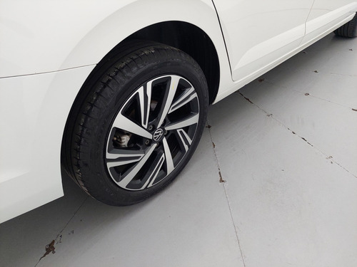 Volkswagen Virtus 1.0 200 TSI HIGHLINE AUTOMÁTICO