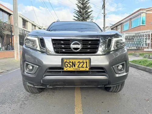 Nissan Frontier 2.5 LE DIESEL AUTOMÁTICA 4x4