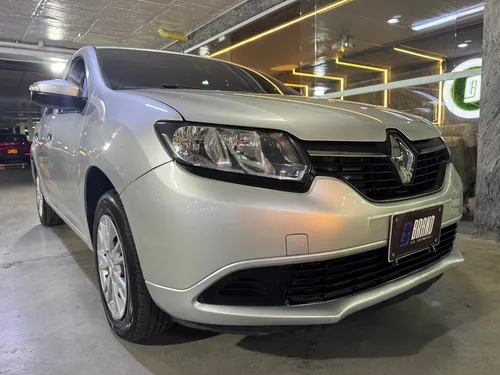 Renault Logan 1.6 Expression / Life +