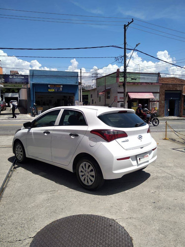 Imagem 6 de 9 de Hyundai Hb20 1.0 Unique 12v Flex 4p Manual