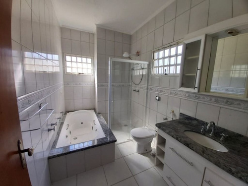 Imagem 18 de 28 de Casa Com 3 Dormitórios À Venda, 250 M² Por R$ 840.000,00 - Morumbi - Atibaia/sp - Ca1046