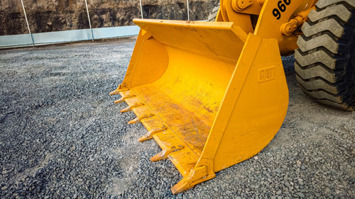 Cargador Frontal Caterpillar 966h 2016