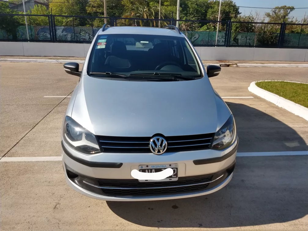 Volkswagen Suran 1.6 Trendline 11b