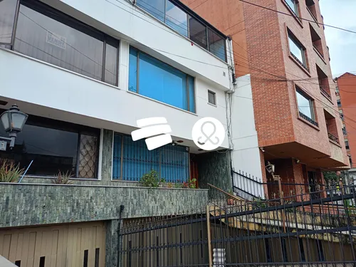 Casa En Niveles En Venta En Nicolás De Federmann 3 Habitaciones , 2 Estudios