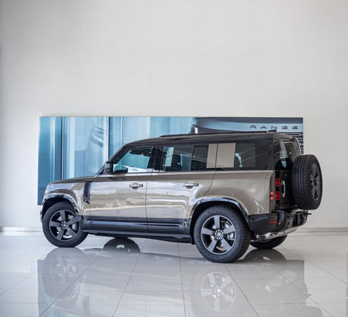 Land Rover Defender 3.0 D300 Turbo Diesel Mhev 110 X-dynamic