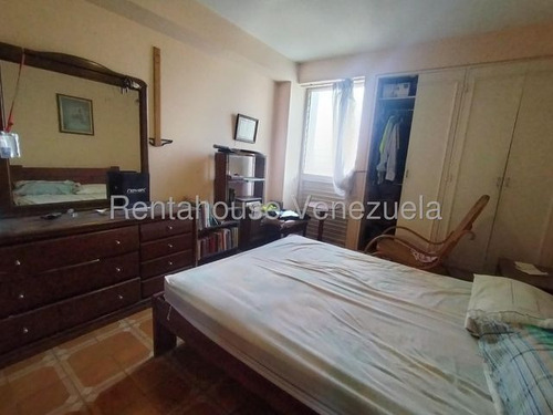 Valeria Chong Apartamento Venta Para Remodelar A Tu Gusto Barquisimeto Lara Zona Este El Parque Residencial Economico Codigo Inmobiliaria Rent-a-house 25-24629