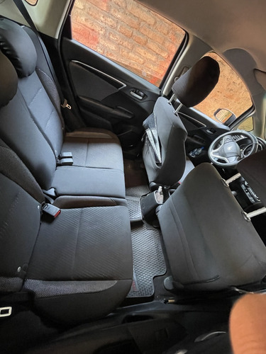 Imagen 11 de 25 de Honda , Wrv 1.5 Automático