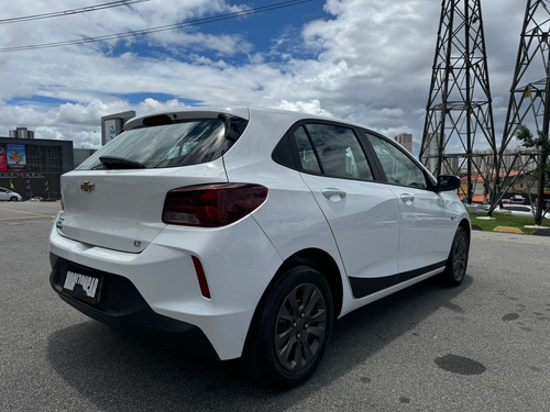 Chevrolet Onix HATCH LT 1.0 12V Flex 5p Mec.